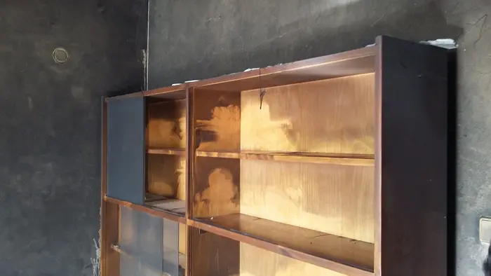 Защо е важно да знаем как да почистим след пожар?