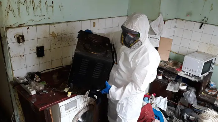 Предварително почистване преди дезинфекция